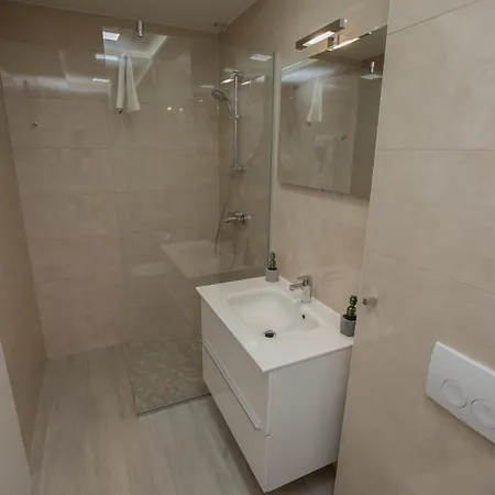 Apartman Rita I *